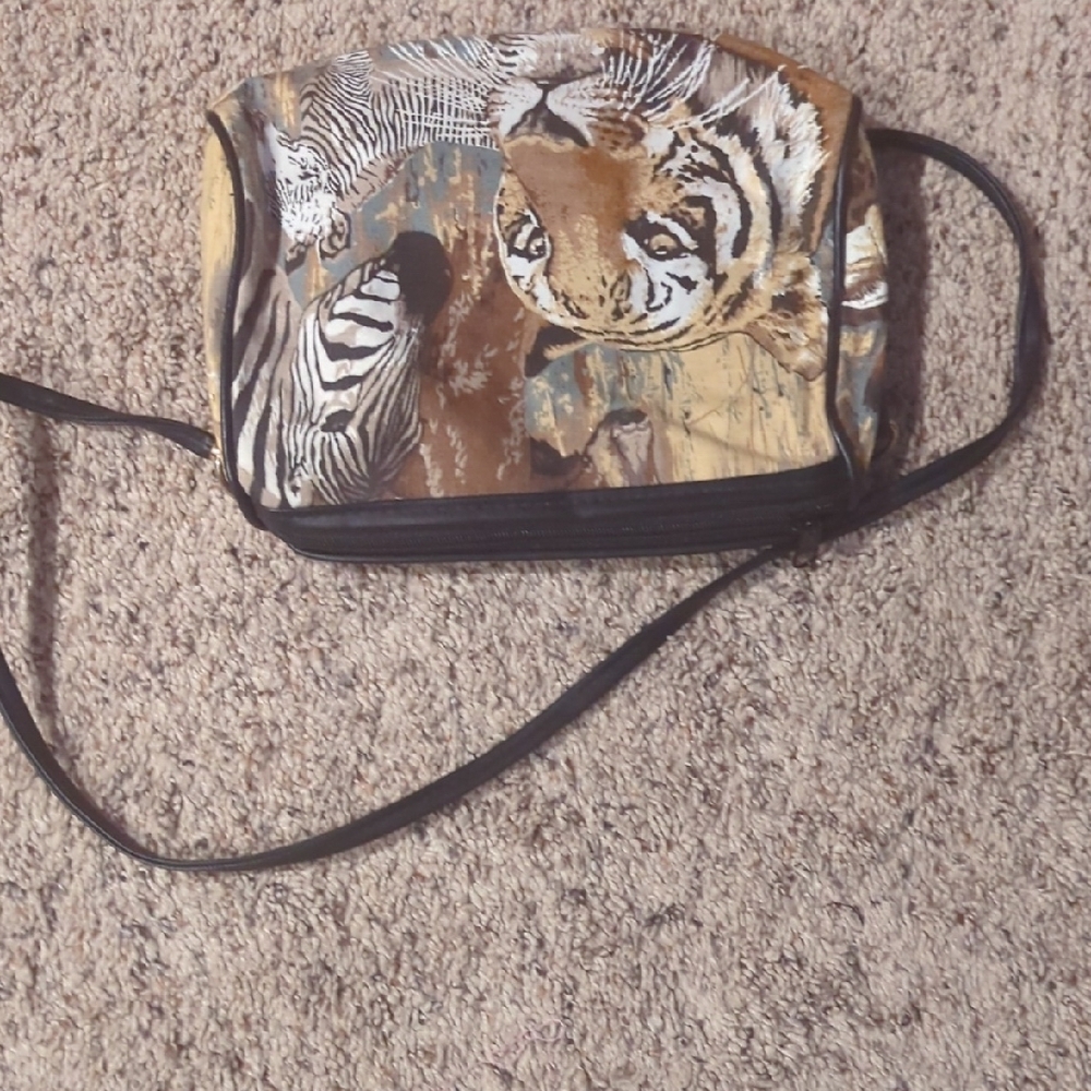 Animal Print Shoulder Bag - Picture 10 of 10